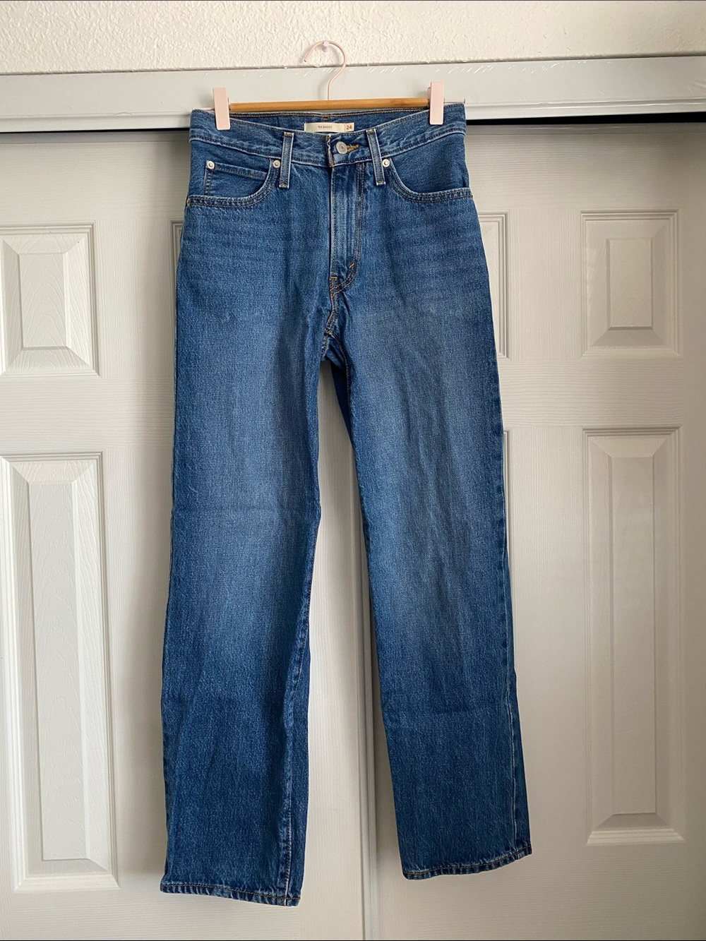 🌼 Levi’s 94’ baggy size 24 womens straight leg
